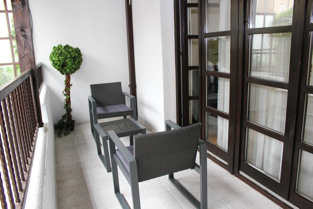 Wake Up Apartments And Rooms Belgrado Exterior foto