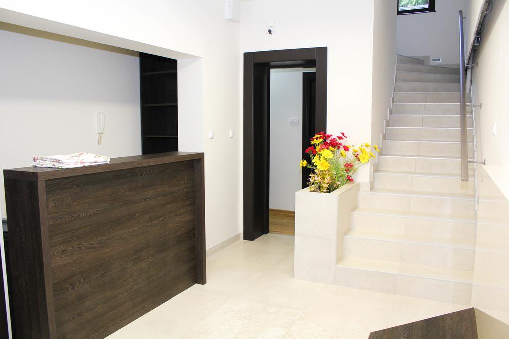 Wake Up Apartments And Rooms Belgrado Exterior foto